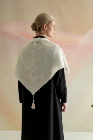 Хустина лляна "Лілія" із колекції Лілея у молочному